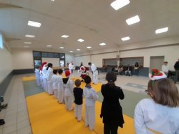 e20221217photoparcnoelnoelkarate 1213